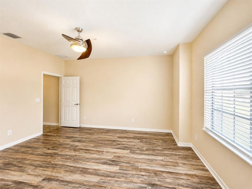For Rent: $1,899 (2 beds, 2 baths, 1228 Square Feet)
