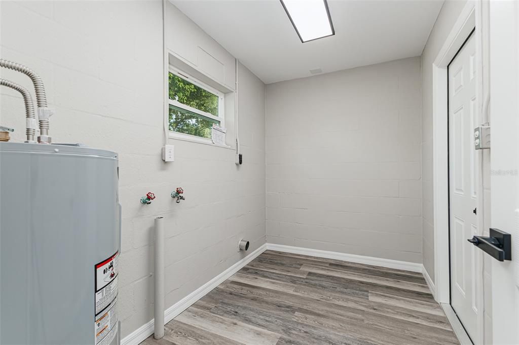 En Venta: $320,000 (3 camas, 1 baños, 1216 Pies cuadrados)
