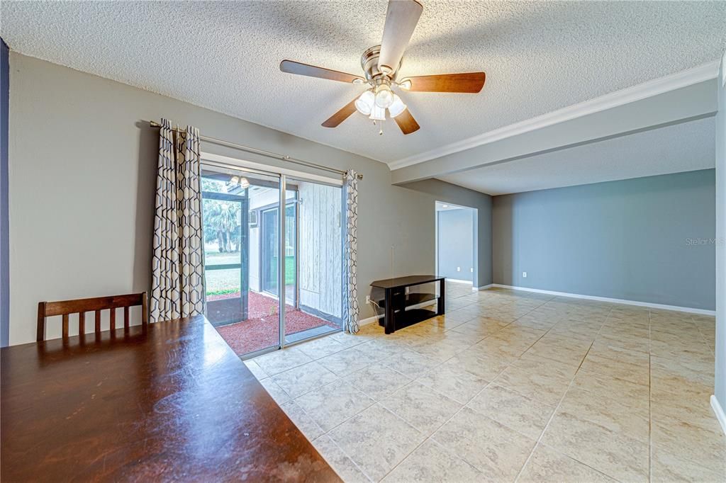 For Rent: $2,050 (3 beds, 2 baths, 1612 Square Feet)