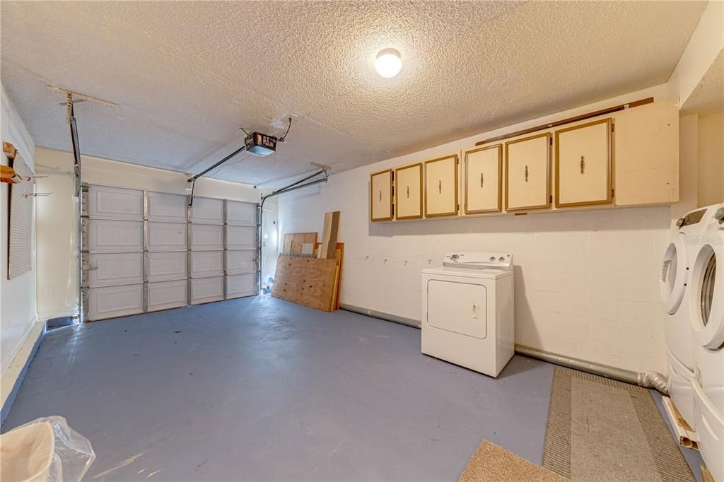 For Rent: $2,050 (3 beds, 2 baths, 1612 Square Feet)