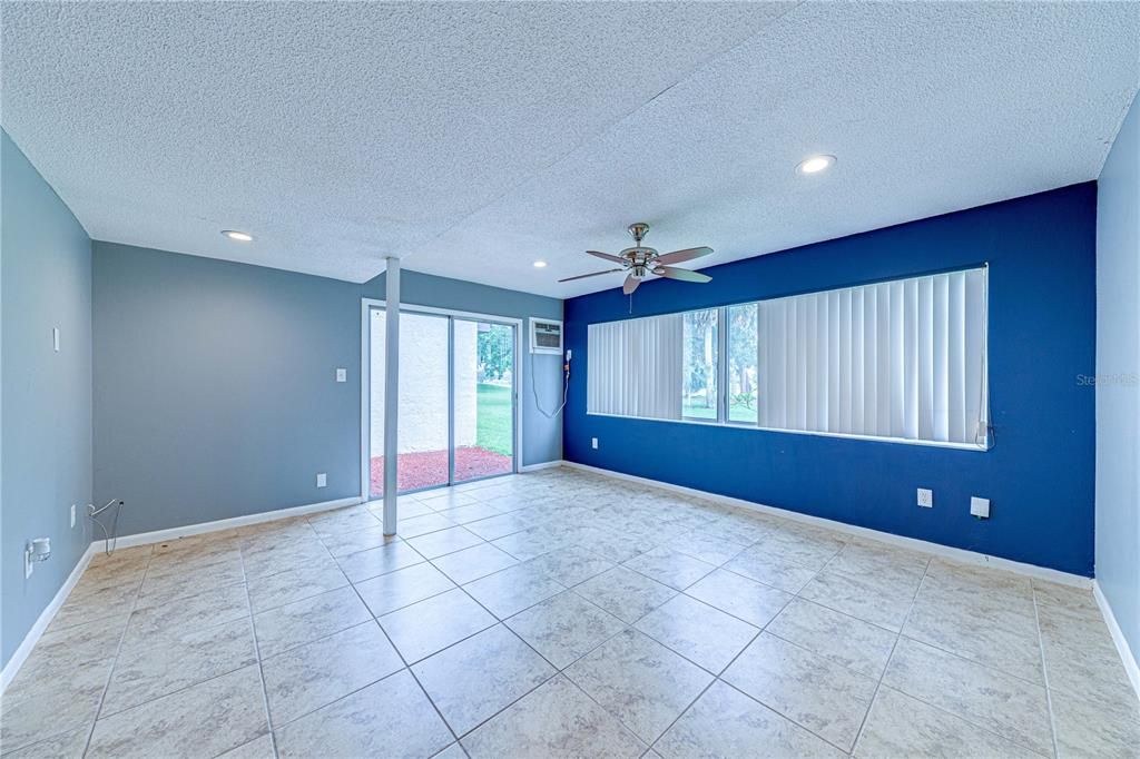 For Rent: $2,050 (3 beds, 2 baths, 1612 Square Feet)