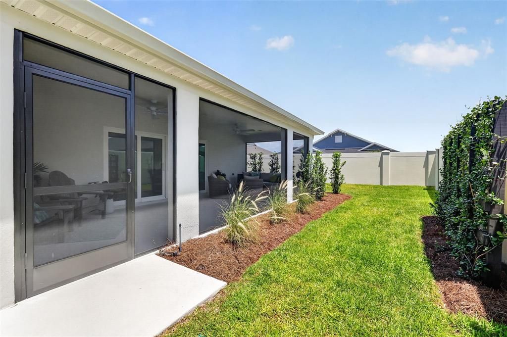Active With Contract: $500,000 (3 beds, 2 baths, 1969 Square Feet)