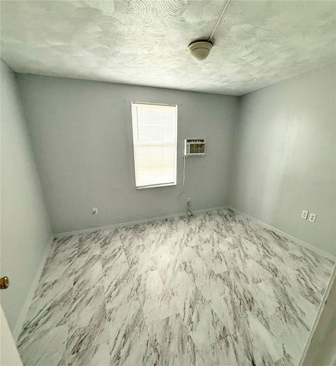 For Sale: $464,000 (6 beds, 0 baths, 1696 Square Feet)