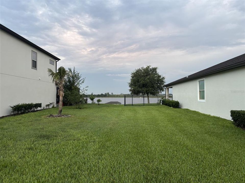 En Venta: $1,395,000 (4 camas, 3 baños, 2464 Pies cuadrados)