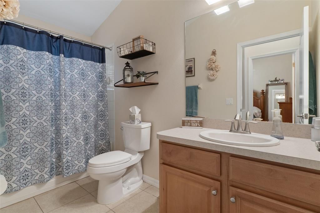 For Sale: $295,000 (3 beds, 2 baths, 1921 Square Feet)