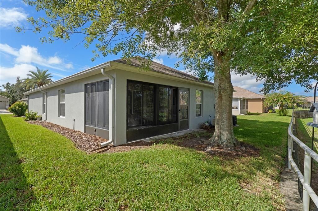 For Sale: $295,000 (3 beds, 2 baths, 1921 Square Feet)