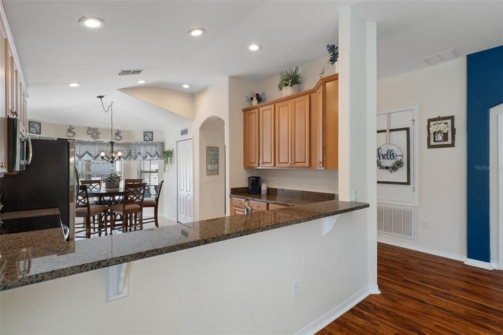 For Sale: $295,000 (3 beds, 2 baths, 1921 Square Feet)