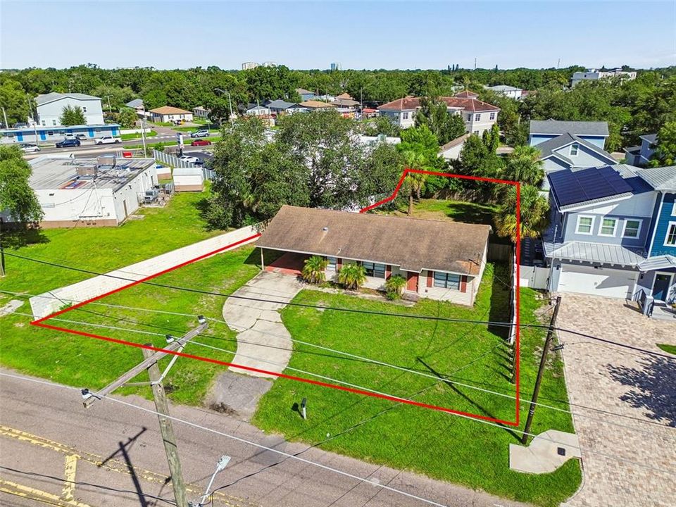 For Sale: $365,000 (3 beds, 2 baths, 1386 Square Feet)