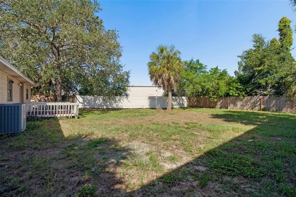 For Sale: $365,000 (3 beds, 2 baths, 1386 Square Feet)