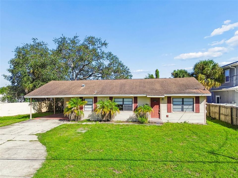 For Sale: $365,000 (3 beds, 2 baths, 1386 Square Feet)