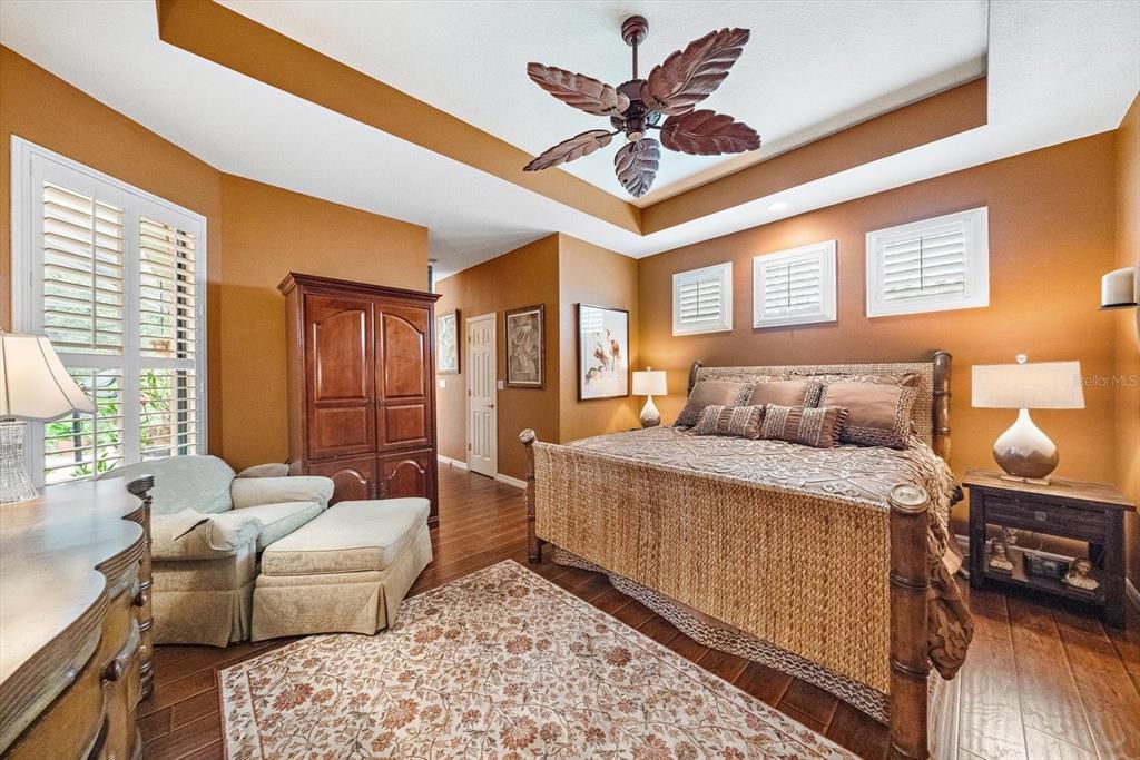 En Venta: $565,000 (3 camas, 2 baños, 2165 Pies cuadrados)