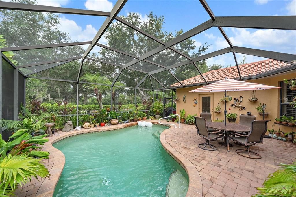 En Venta: $565,000 (3 camas, 2 baños, 2165 Pies cuadrados)