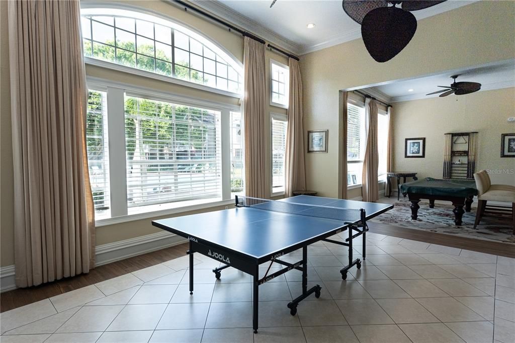For Sale: $275,000 (2 beds, 2 baths, 1166 Square Feet)