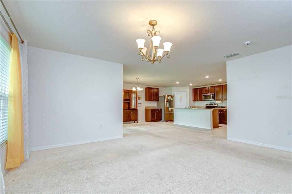 For Sale: $385,000 (4 beds, 2 baths, 1846 Square Feet)