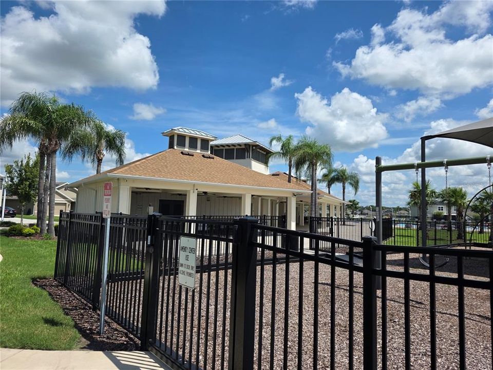 For Sale: $385,000 (4 beds, 2 baths, 1846 Square Feet)