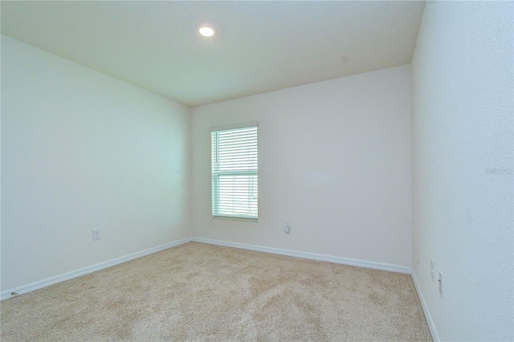 For Sale: $385,000 (4 beds, 2 baths, 1846 Square Feet)