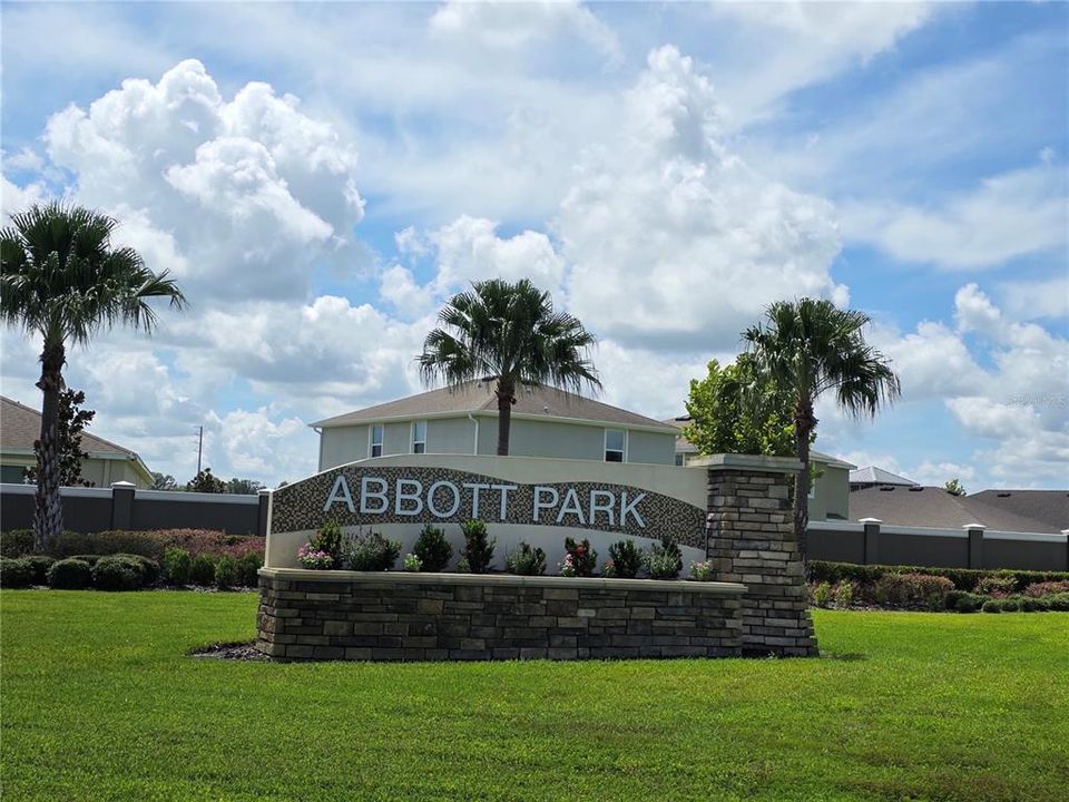 For Sale: $385,000 (4 beds, 2 baths, 1846 Square Feet)