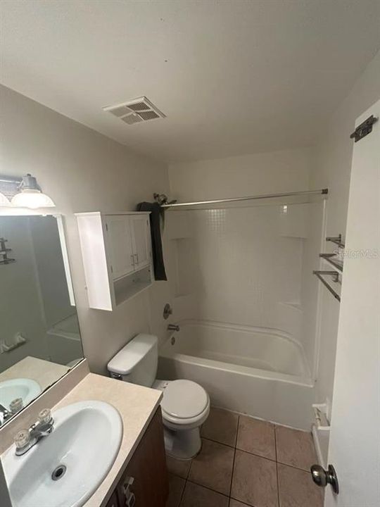 For Rent: $1,500 (2 beds, 1 baths, 1680 Square Feet)