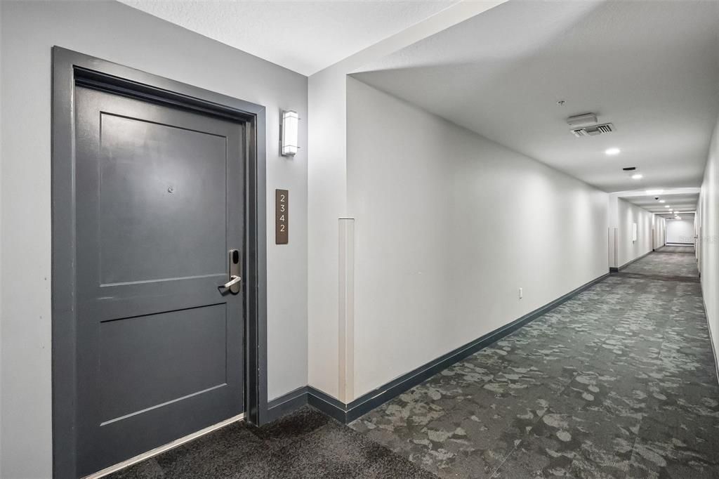 For Sale: $340,000 (3 beds, 3 baths, 1544 Square Feet)