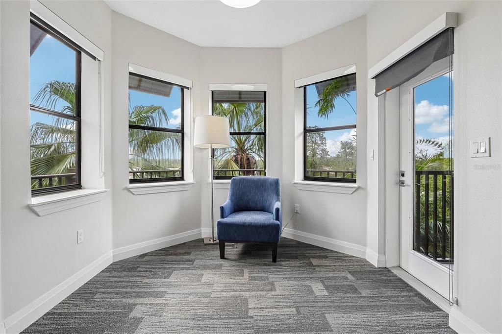 For Sale: $340,000 (3 beds, 3 baths, 1544 Square Feet)