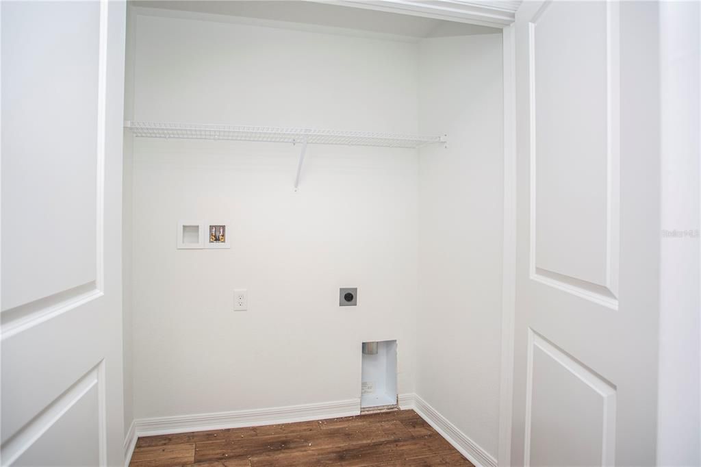 For Rent: $1,795 (3 beds, 2 baths, 1279 Square Feet)