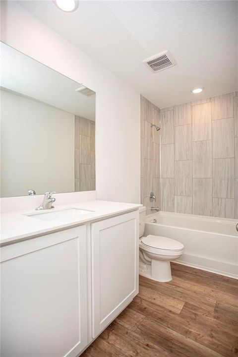 For Rent: $1,795 (3 beds, 2 baths, 1279 Square Feet)