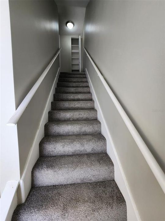 For Rent: $2,195 (2 beds, 1 baths, 1100 Square Feet)