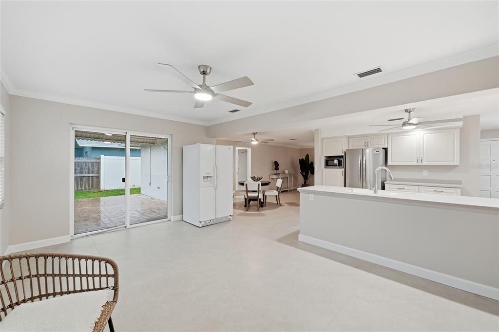 For Sale: $475,000 (3 beds, 2 baths, 1453 Square Feet)