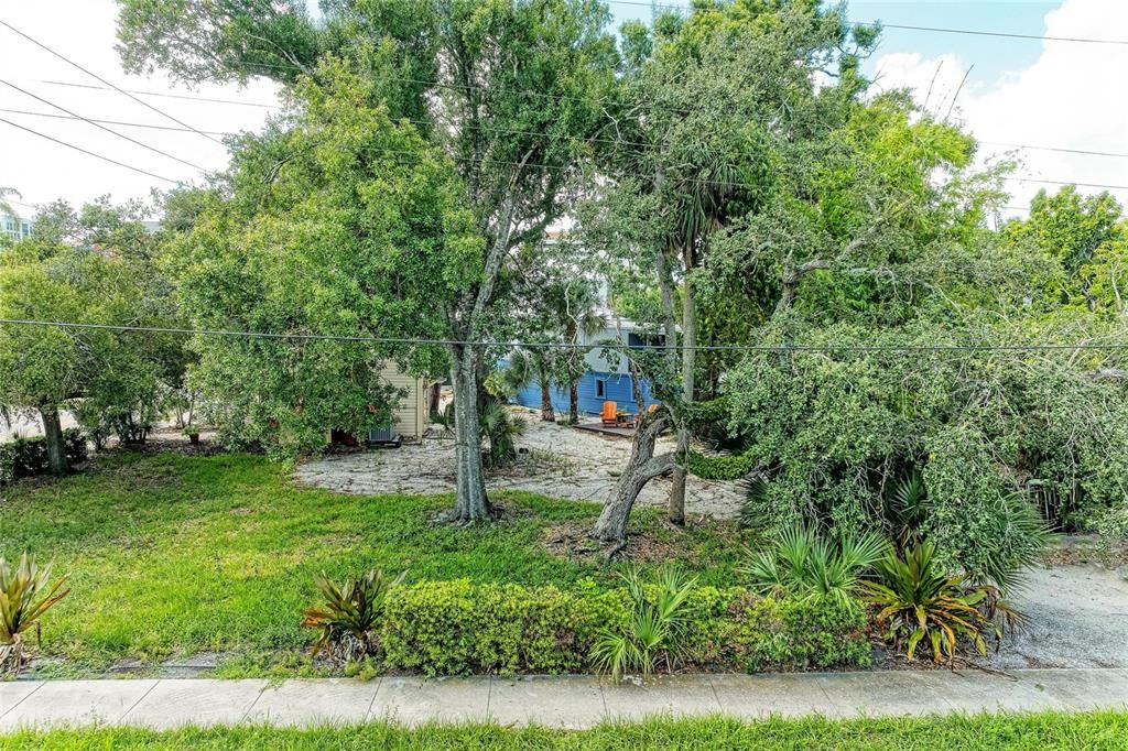 For Sale: $390,000 (0.12 acres)