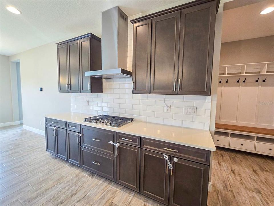 For Rent: $3,200 (5 beds, 3 baths, 3419 Square Feet)