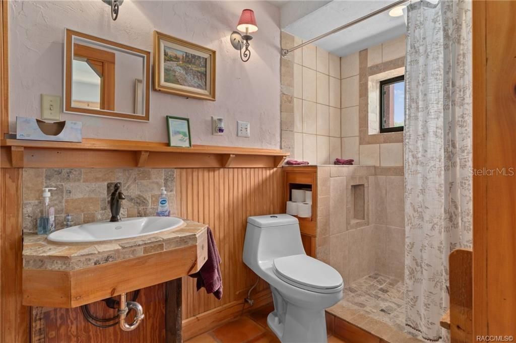 На продажу: $750,000 (2 спален, 2 ванн, 2232 Квадратных фут)