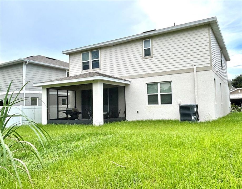 For Sale: $420,000 (5 beds, 3 baths, 2550 Square Feet)