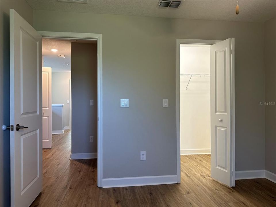 For Rent: $2,600 (3 beds, 2 baths, 1801 Square Feet)