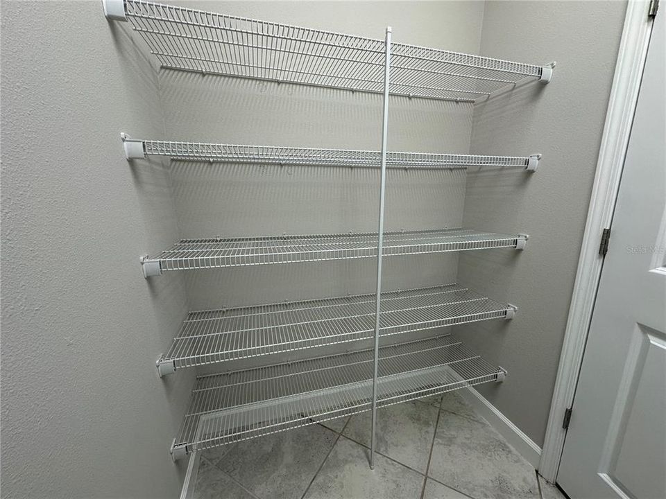 For Rent: $2,600 (3 beds, 2 baths, 1801 Square Feet)