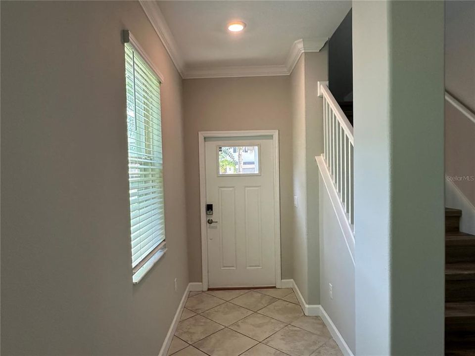 For Rent: $2,600 (3 beds, 2 baths, 1801 Square Feet)