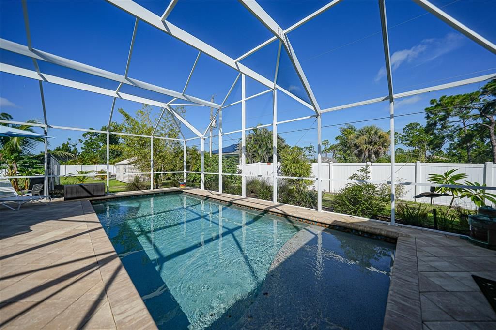 For Sale: $536,000 (3 beds, 2 baths, 1999 Square Feet)
