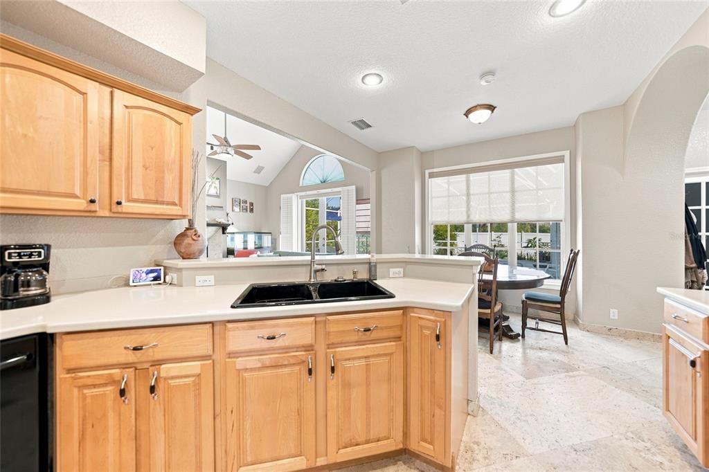 For Sale: $536,000 (3 beds, 2 baths, 1999 Square Feet)