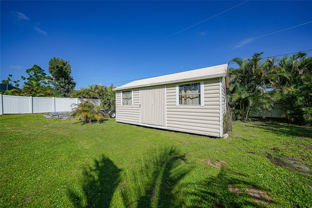For Sale: $536,000 (3 beds, 2 baths, 1999 Square Feet)