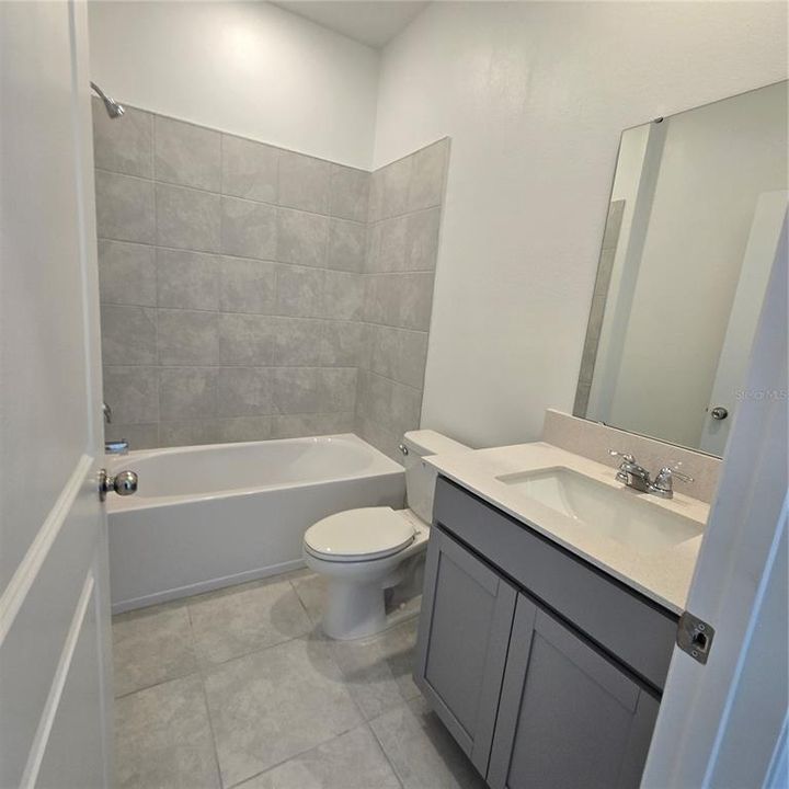 В аренду: $2,450 (4 спален, 3 ванн, 2019 Квадратных фут)