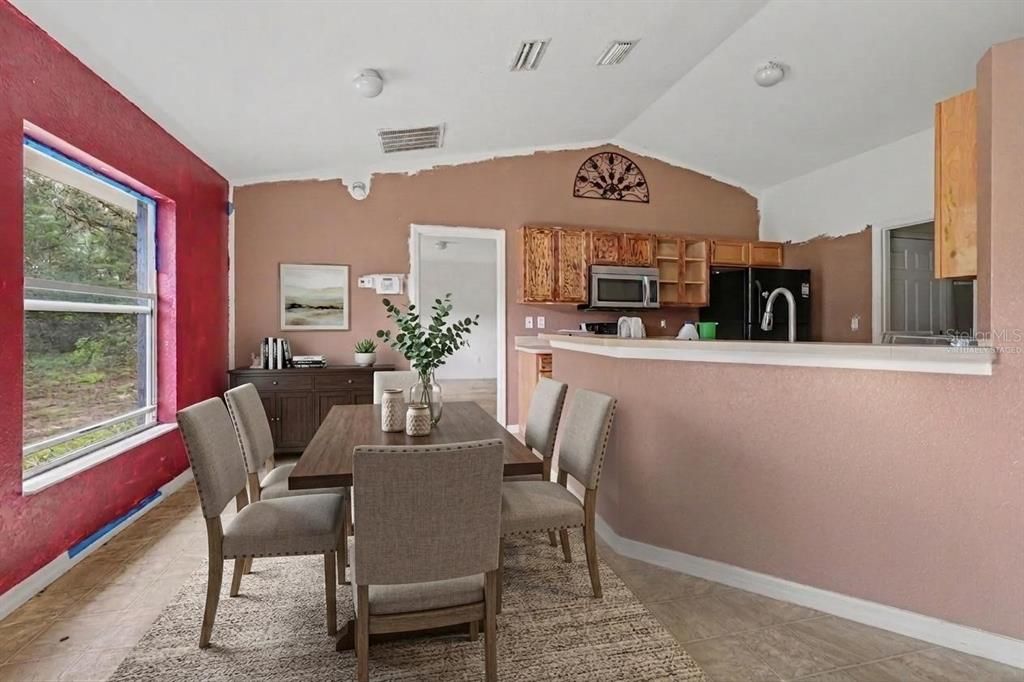 For Sale: $240,000 (3 beds, 2 baths, 1362 Square Feet)