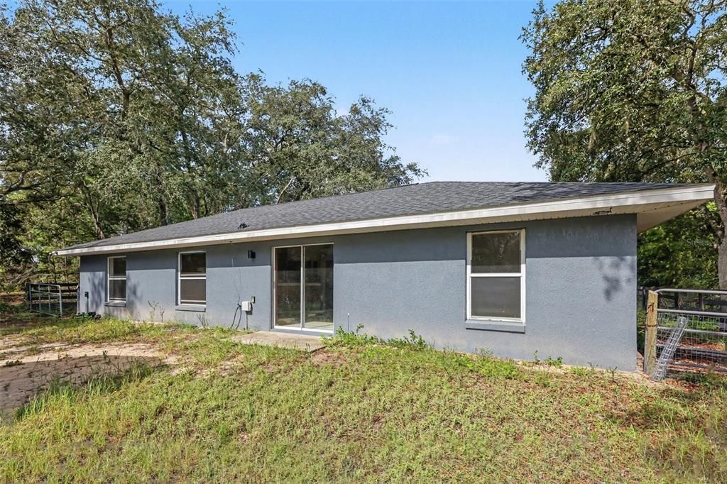 For Sale: $240,000 (3 beds, 2 baths, 1362 Square Feet)