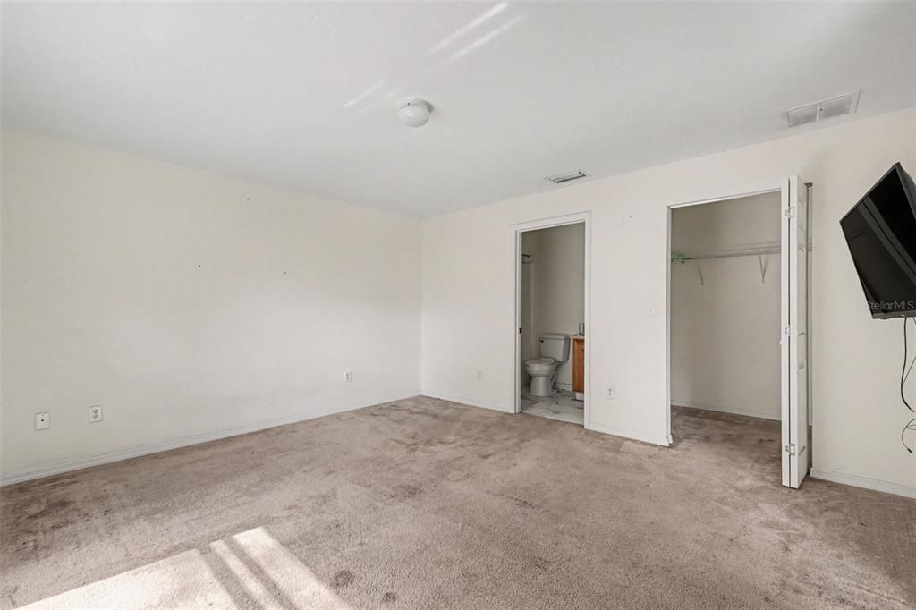 For Sale: $240,000 (3 beds, 2 baths, 1362 Square Feet)