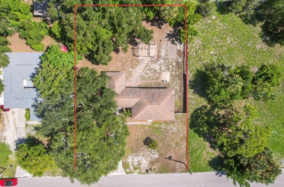 For Sale: $439,000 (3 beds, 1 baths, 868 Square Feet)