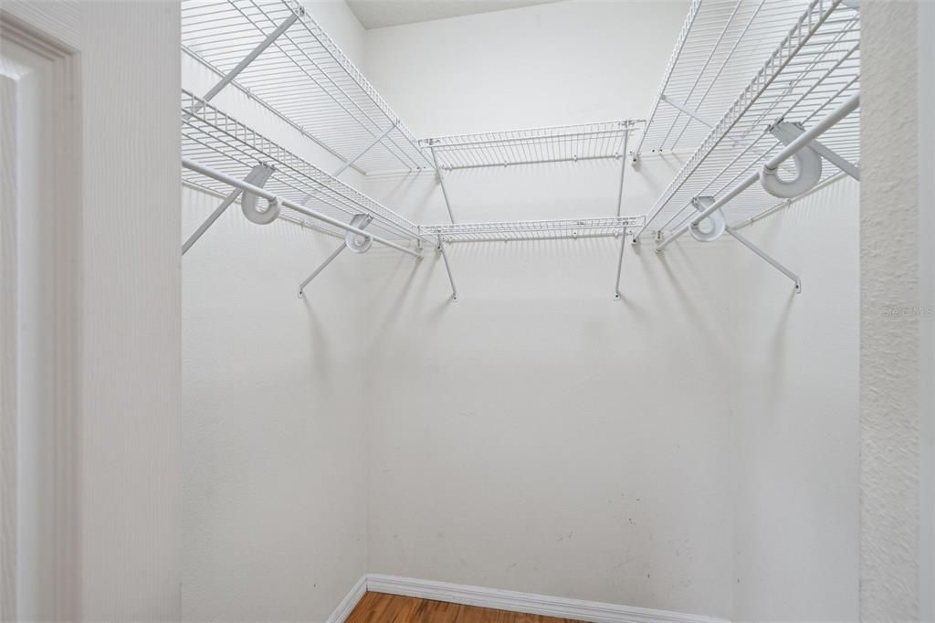 En Venta: $529,000 (4 camas, 3 baños, 2538 Pies cuadrados)