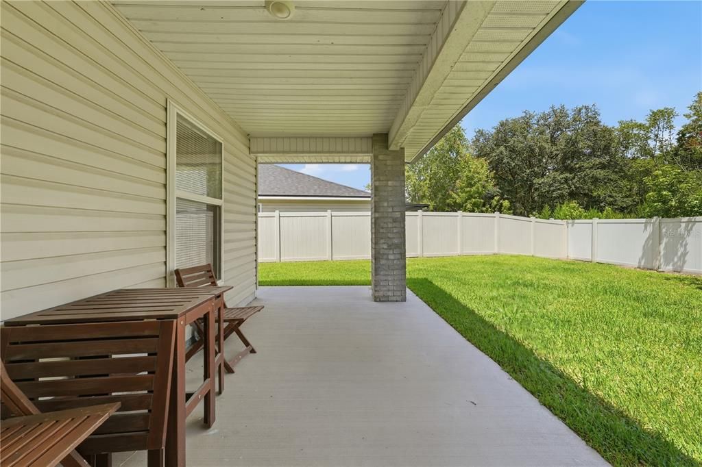 For Sale: $309,900 (3 beds, 2 baths, 1292 Square Feet)