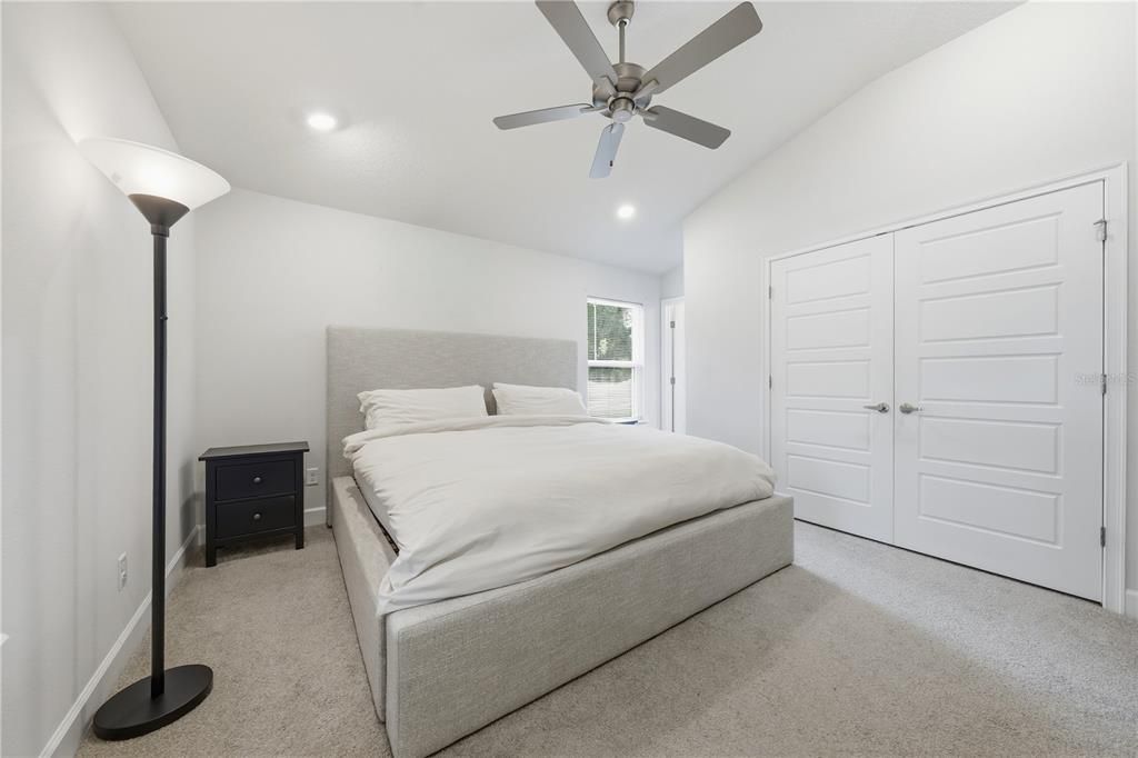 For Sale: $309,900 (3 beds, 2 baths, 1292 Square Feet)