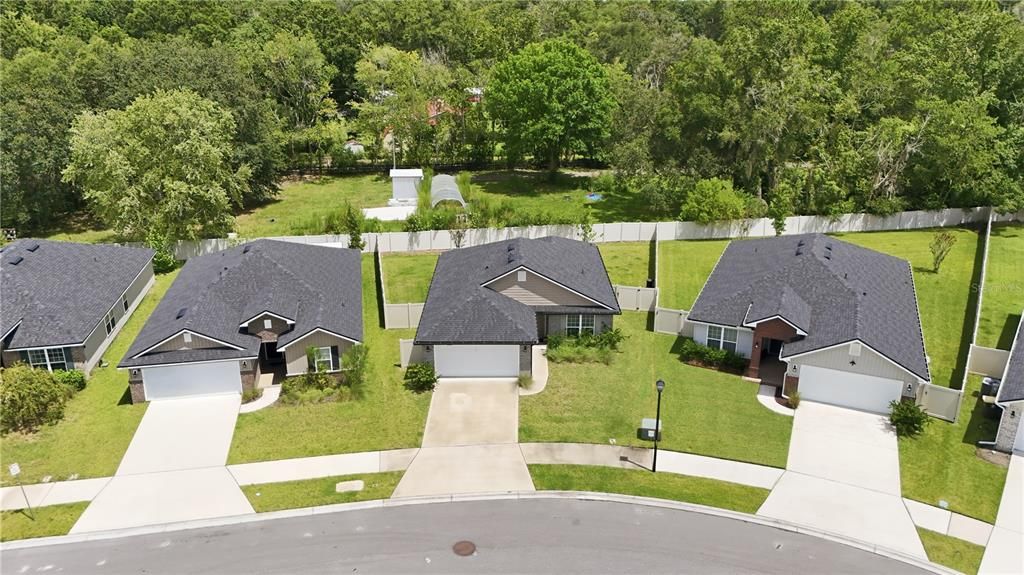 For Sale: $309,900 (3 beds, 2 baths, 1292 Square Feet)