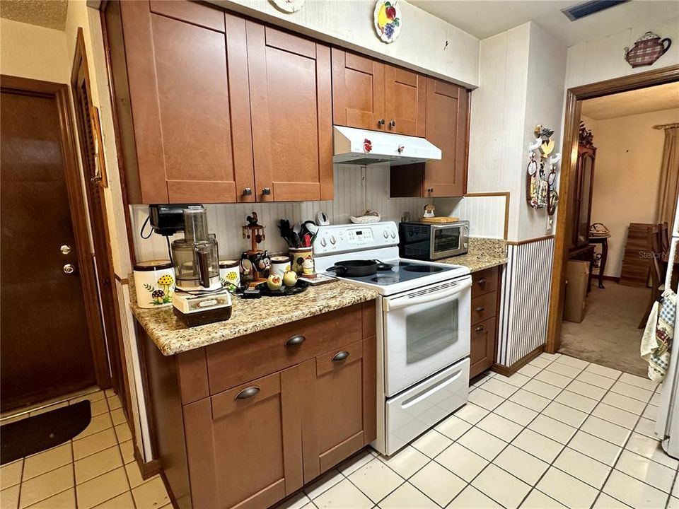 For Sale: $287,500 (3 beds, 2 baths, 1480 Square Feet)