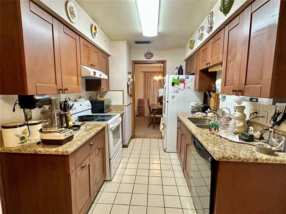 For Sale: $287,500 (3 beds, 2 baths, 1480 Square Feet)