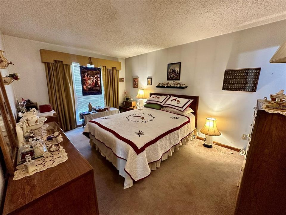For Sale: $287,500 (3 beds, 2 baths, 1480 Square Feet)